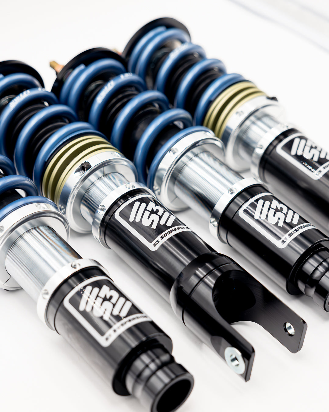 Front and rear adjustable coilovers for 1992-1995 Honda Civic EG and Del Sol – performance suspension upgrade.